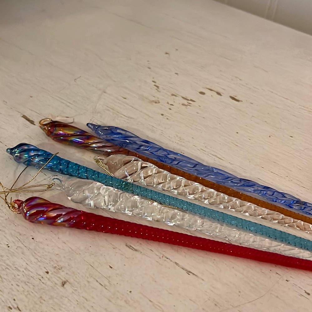 Lot 6 hand blown glass swirl Christmas teardrop ornaments 5.5” - 7”